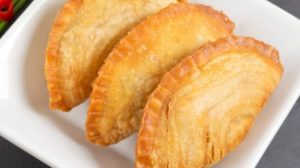 Olya Naralachi Karanji