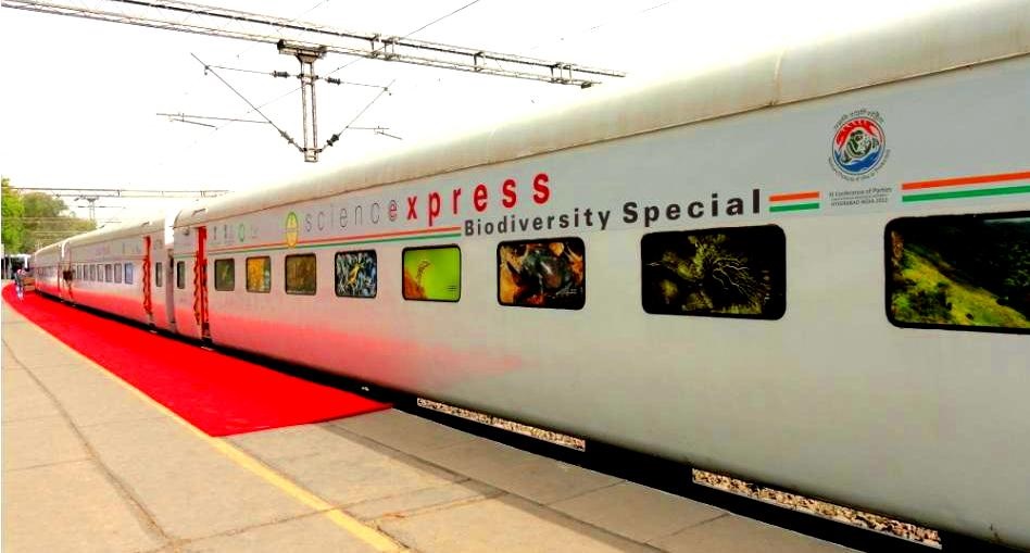 science express train mumbai 19th to 22nd July 2017