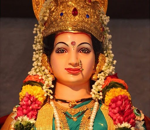 Dagadi_Chalichi_Aai_mauli